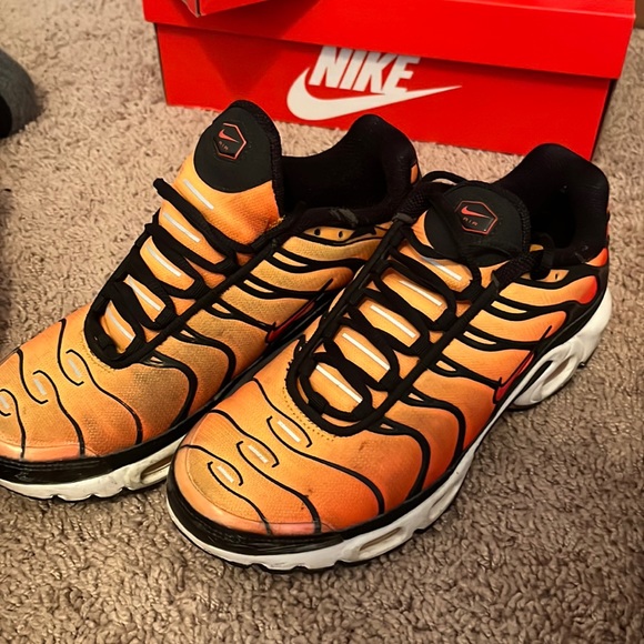orange and black nike air